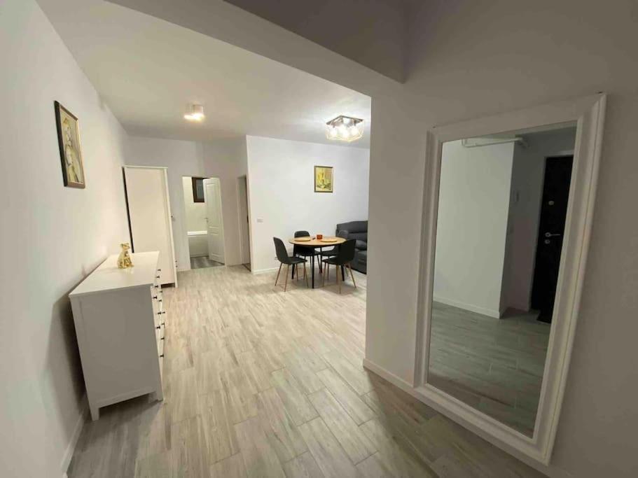 Zamca 08 Appartement Suceava Buitenkant foto